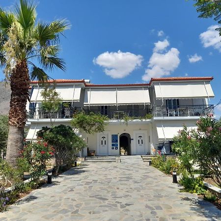 Elea Guesthouse Galaxidi Exterior photo