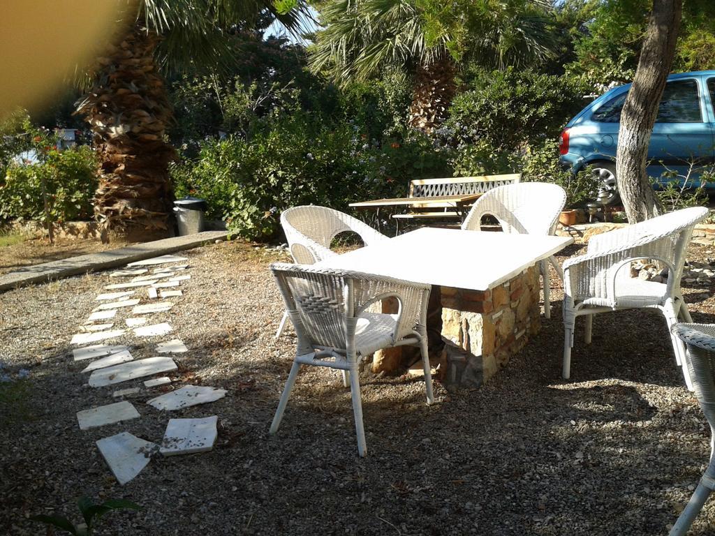 Elea Guesthouse Galaxidi Exterior photo